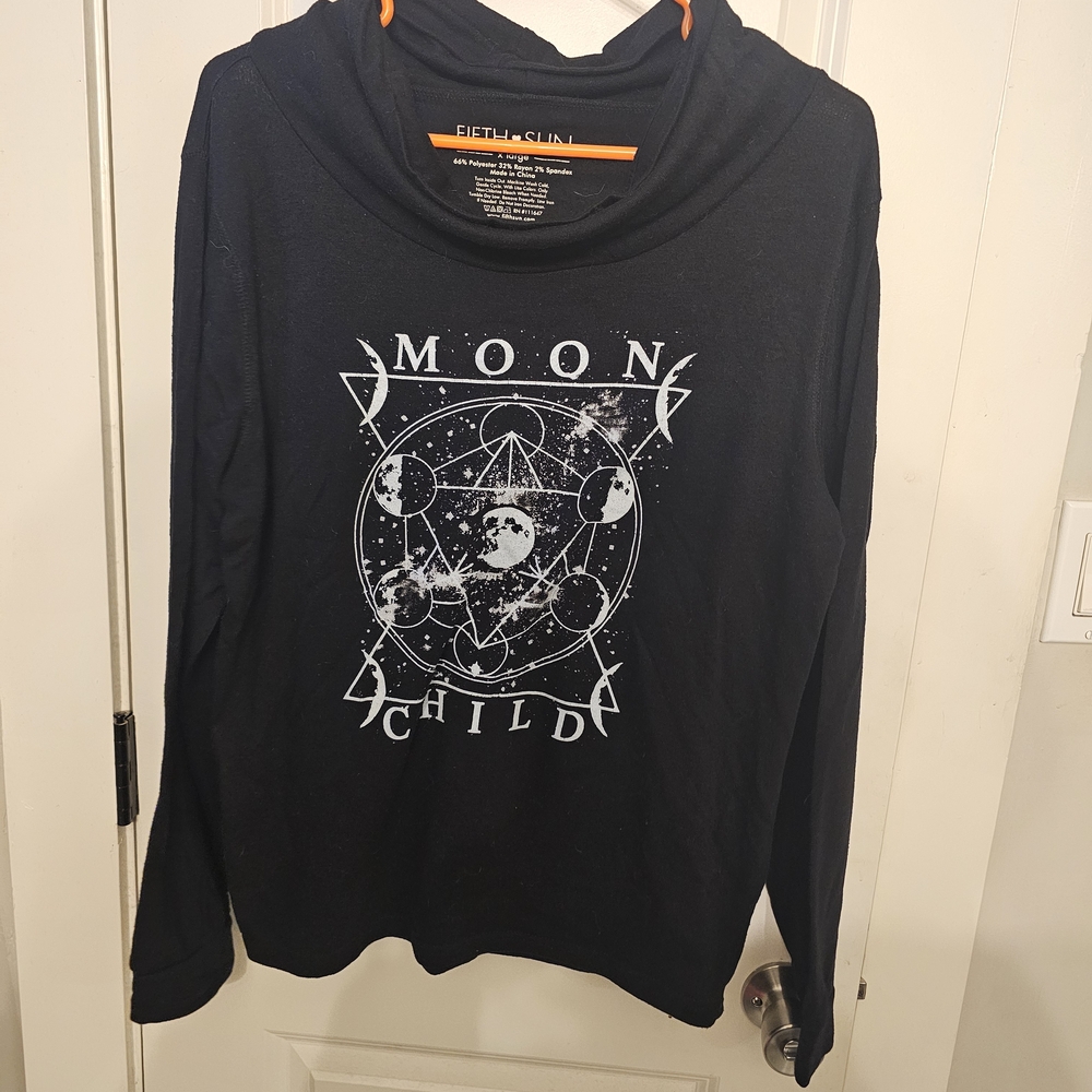 Fifth Sun Black 'Moon Child' Graphic Long Sleeve Shirt